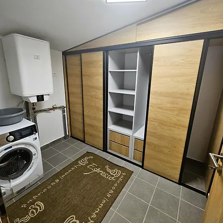 H11 - Evergreen Tale *