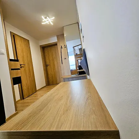 H11 - Evergreen Tale Apartman *